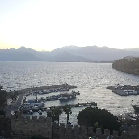 Mavi Avlu - Old Town Apartamento *