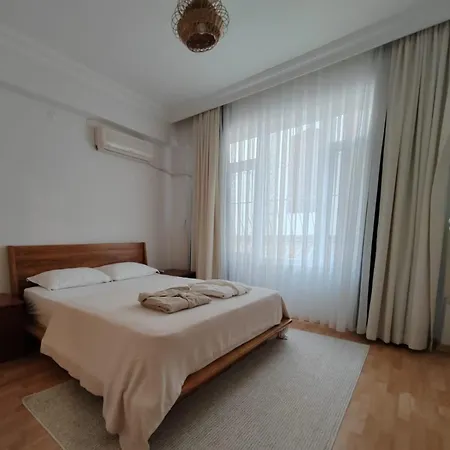 Mavi Avlu - Old Town Apartamento Antalya
